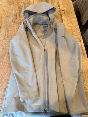Columbia Beige Hooded Shell Jacket